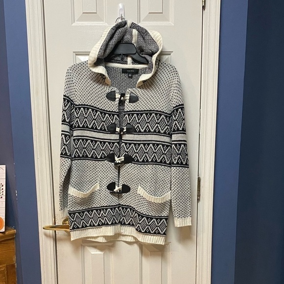 Miss Love aztec bohemian style sweater cardigan hoodie size small - Picture 1 of 7